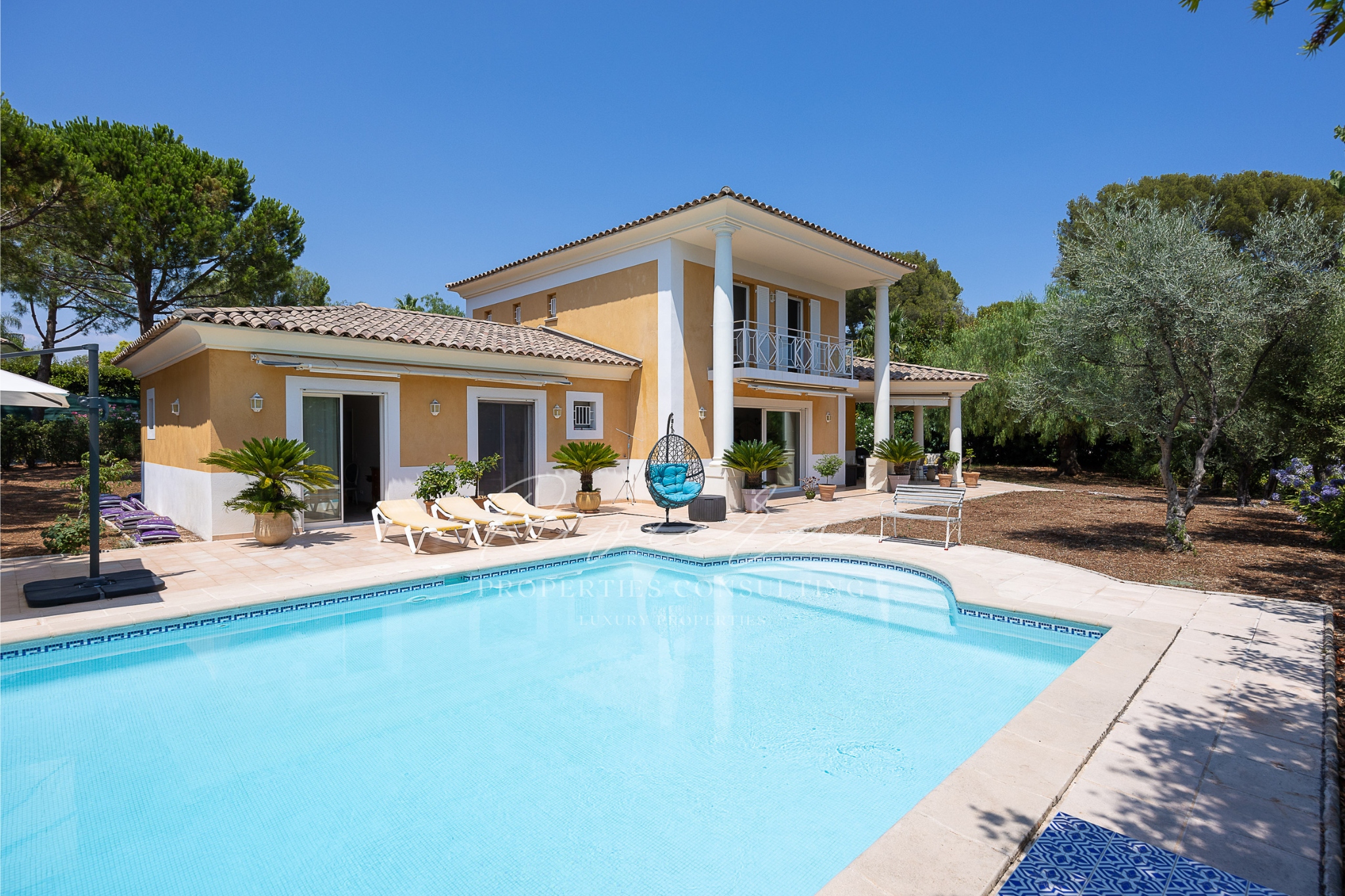 Provençal style villa - Cap d'Antibes - gardens