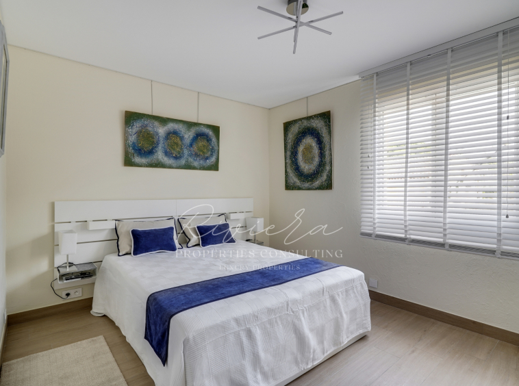 five bedroom family villa - Cap d'Antibes - bedroom