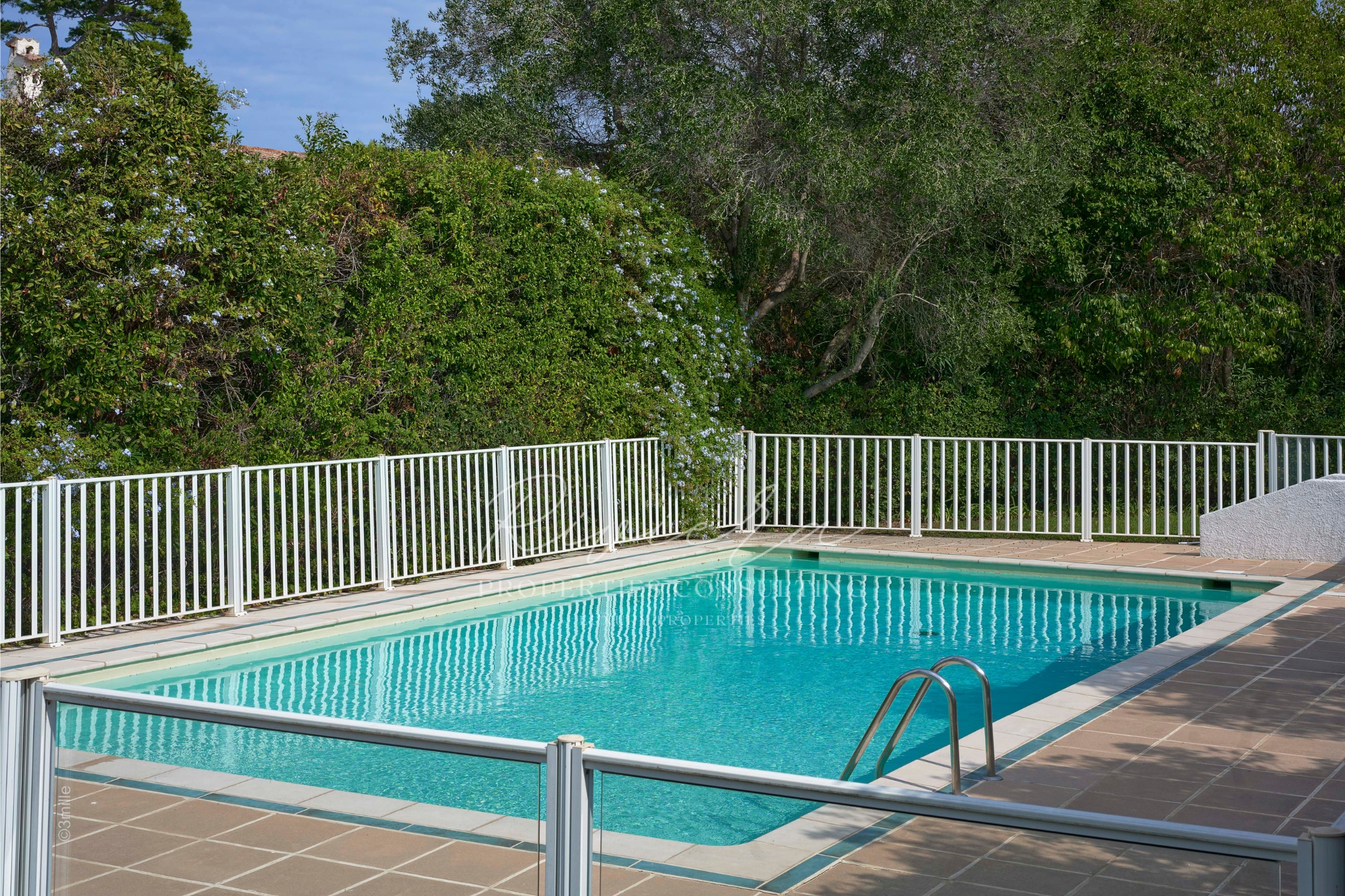 semi-detached villa - Cap d'Antibes - outdoor pool