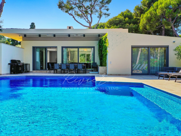 sought after area property - Cap d'Antibes - pool