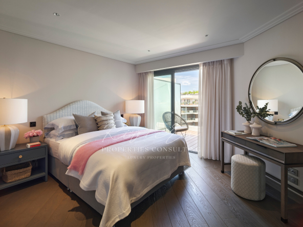 new penthouse - Cap d'Antibes - bedroom